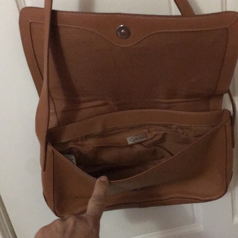 💼 - Picture 3 of 5